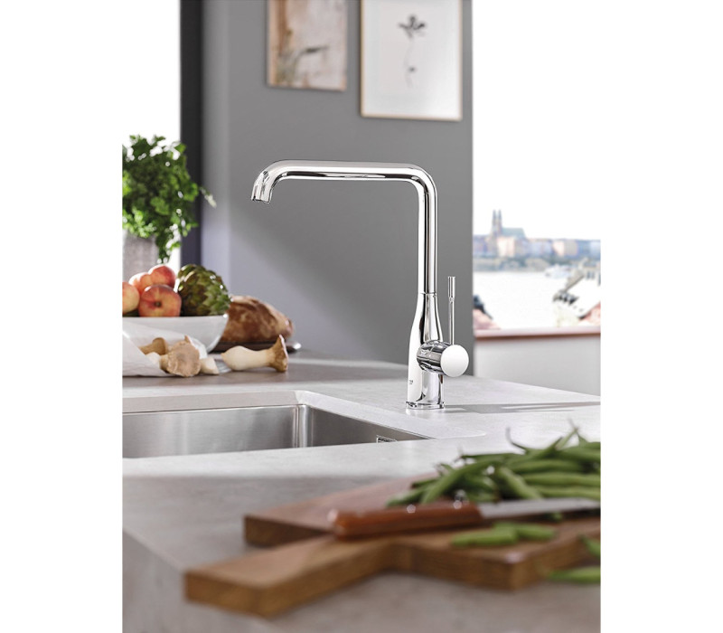 Змішувач одноважільний Grohe Essence для мийки (30269000) Змішувач одноважільний Grohe Essence для мийки (30269000)