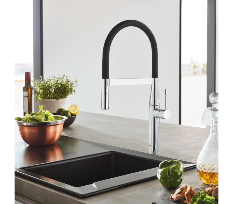 Змішувач одноважільний Grohe Essence для мийки (30294000) Змішувач одноважільний Grohe Essence для мийки (30294000)