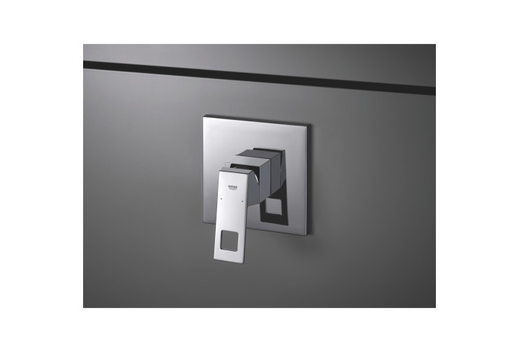 Смеситель однорычажный Grohe Eurocube на 1 выход (24061000) 24061000